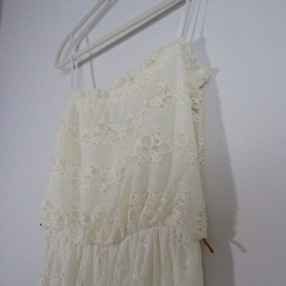 City Triangle Asymmetrical Floral Lace Dress Cream Medium Boho Feminine Romantic - Picture 4 of 11